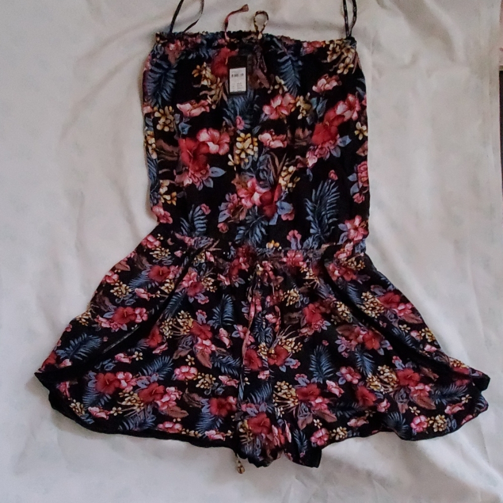 City Chic Strapless Playsuit